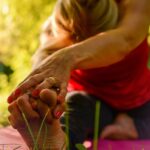 stretching femme